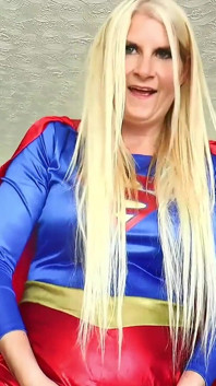Superheroines menghukummu dengan futa mereka