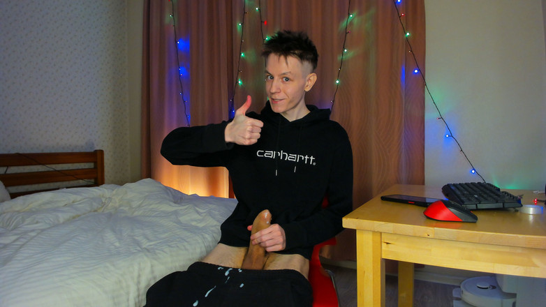 Morflot24: Finalizare extatică umplută cu spermă a tânărului armăsar