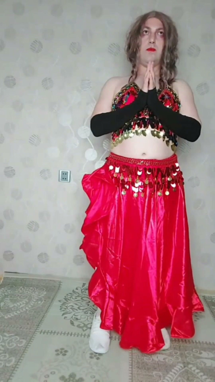 Kitty_Cross: Naughty Belly Dancer Hot Moves White Body