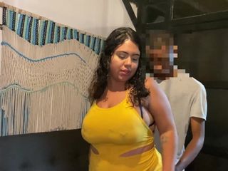 Xara Rouxxx: De stiefmoeder van mijn vriend heeft een trio met ons