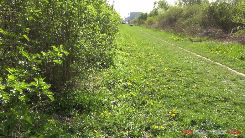 Czech Pornzone: Let Me Be Your Valentine - アレックス・ジンジャー