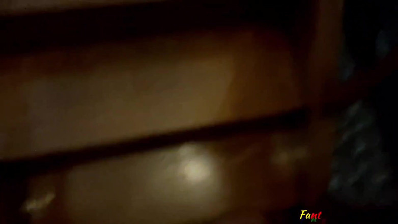 FANTASIAHARDCORESEX: 내 이웃과 베개 싸움 후 그녀