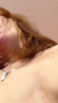 Sesso di gruppo tedesco arrapato con donne anziane e tette grasse