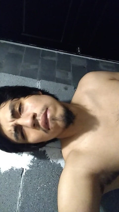 AlexAlejandro13: Möchten Sie gerne Eier anschauen?