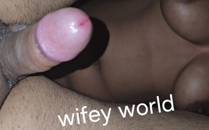 Wifeyworld2025: 딥 스로트 삼키기