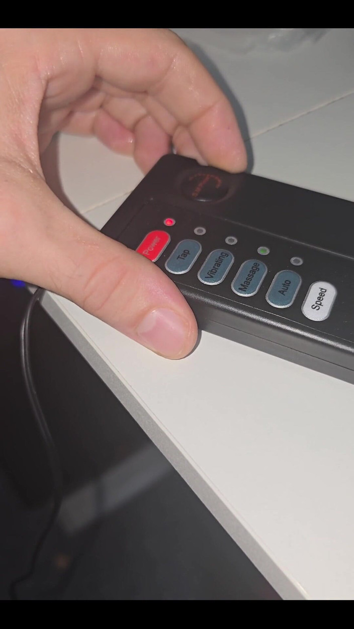 The Max Powers: Electro polla choque