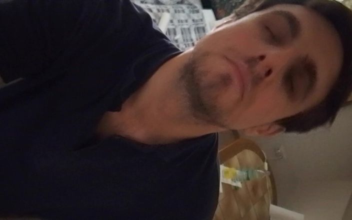 Lukboy92: Hello Comming to Me Sex to Do Well