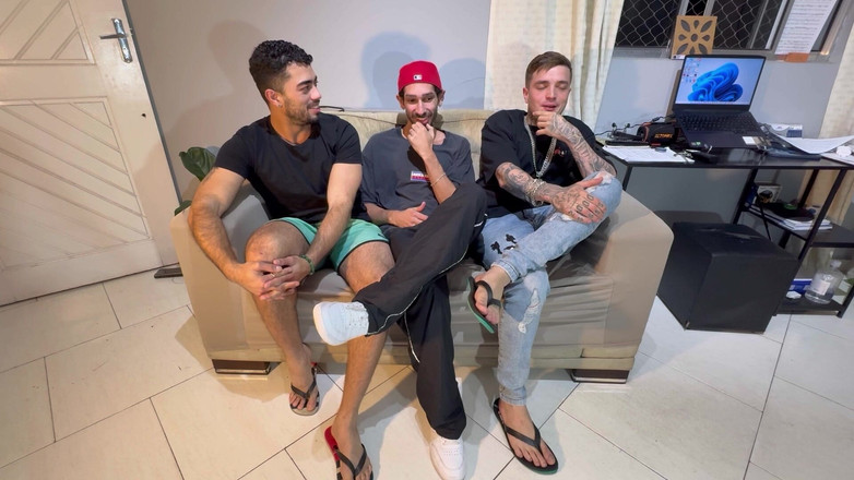 ErickDiaz: Nach einem Lauf zu Hause weiter huren