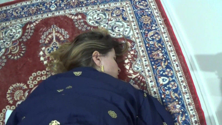 Amateur Homemade Porn: I Fucked My Egyptian Stepsister When Our Parents Are Outside