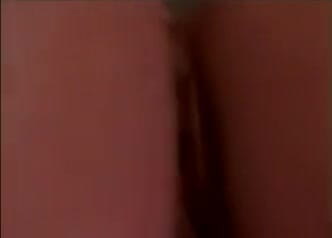 Outdoor pervs: Seksi hizmetçi büyük bir yarağı temizleyerek fazla mesai yapıyor