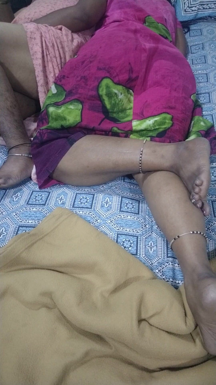Tamil lesbian: Finguring memek hot lesbian tamil
