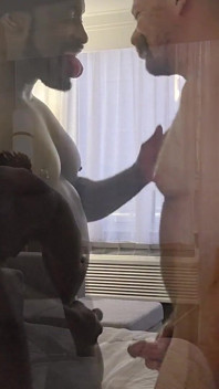 White Muscle Bear Fucks Black Bodybuilder