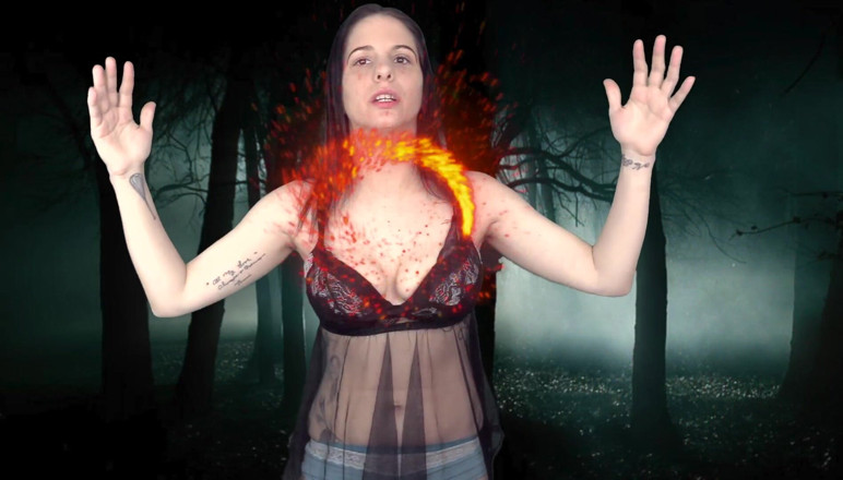 Quinn brooks: Dark Queen Captures You