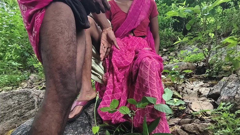 Poonambhabhi village: Îmi fut soția în junglă