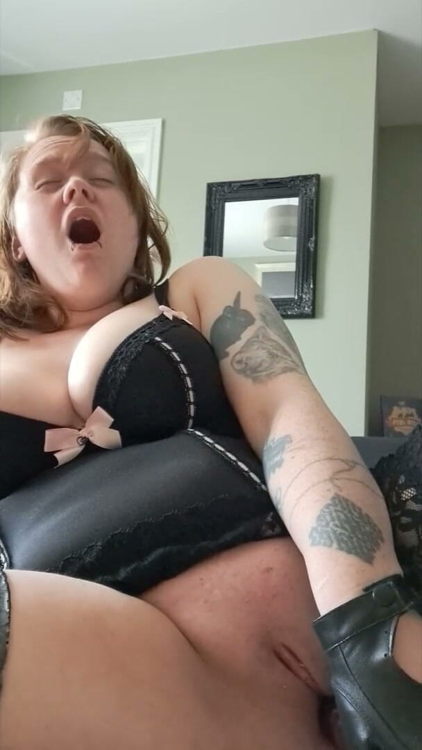 VioletVixen: Solo sucio