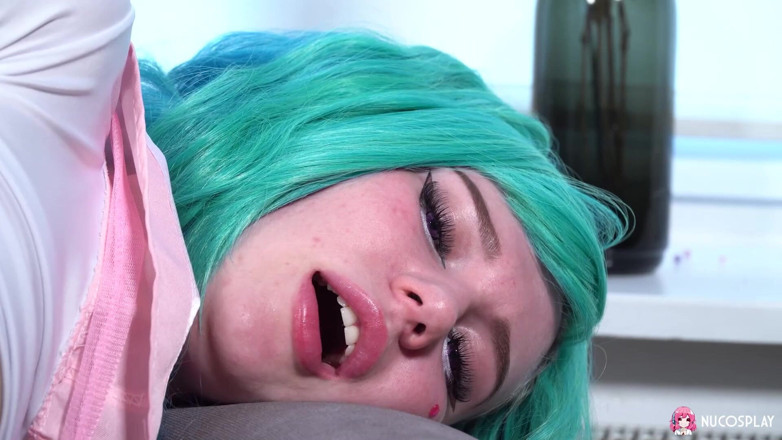 Nu Cosplay: Leyla Lure to napalona niebieskowłosa dziwka hentai