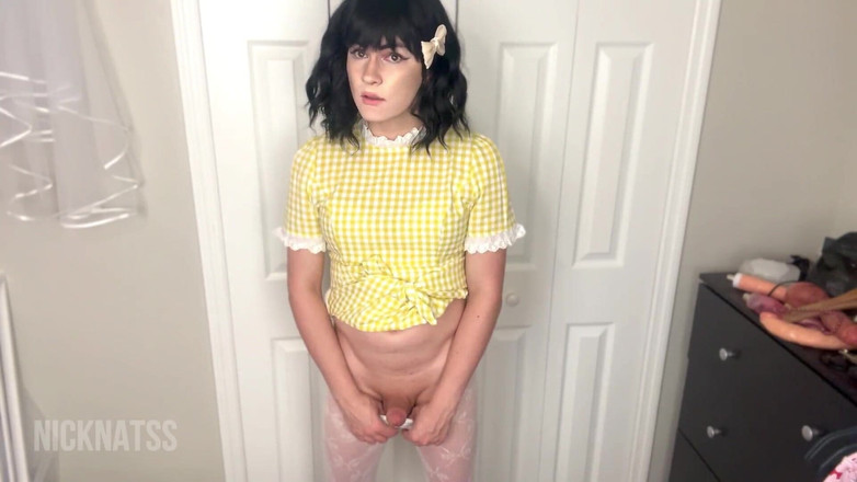 Natalie Napoli: 教会の女の子が年上の男性を支配する