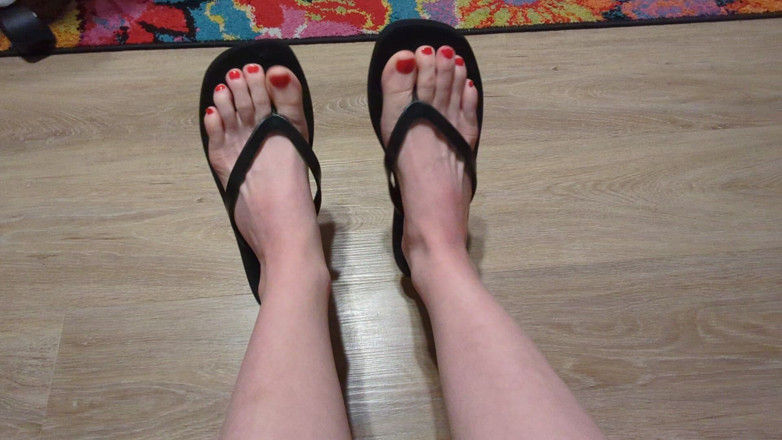 Sin Spice by Sophia Sinclair and Jasper Spice: You Love My Feet in Flip Flops