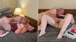 할머니 Norma Jean의 핑거링과 딜도 섹스 오르가즘