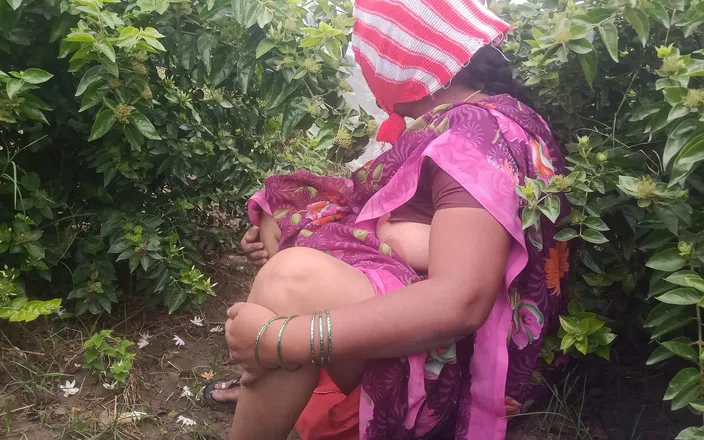 Priyanka314: Housewife Porn Video in Flower Gain