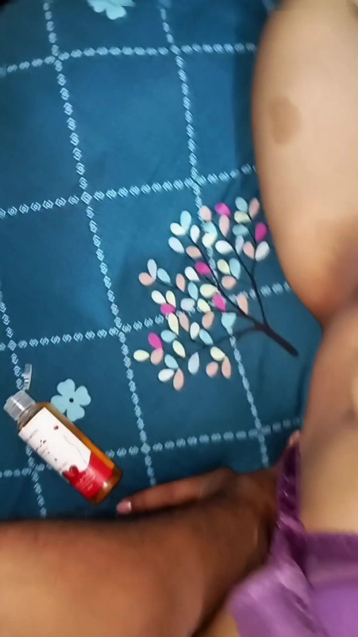 Black Adam: Provocante sessione di masturbazione si trasforma in sesso selvaggio