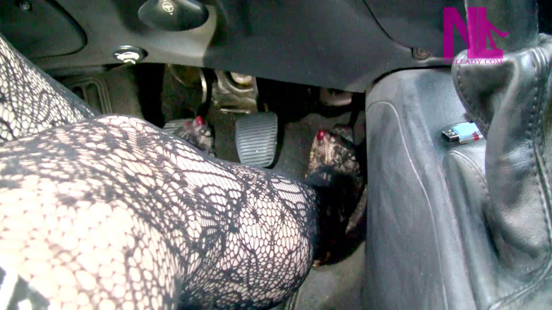 Nyllady: Sexy Pedal Pumping in Black Floral Fishnets