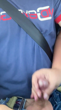 Amateur-handjob im auto