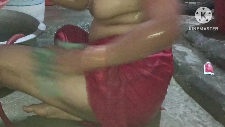 Anita yadav: Een bad nemen