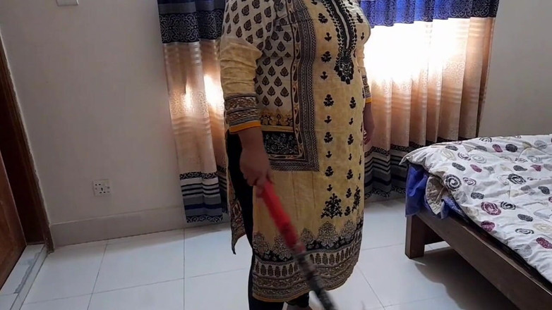 Aria Mia: Depali Aunty Fucked by Stepson When She Was Cleaning His...