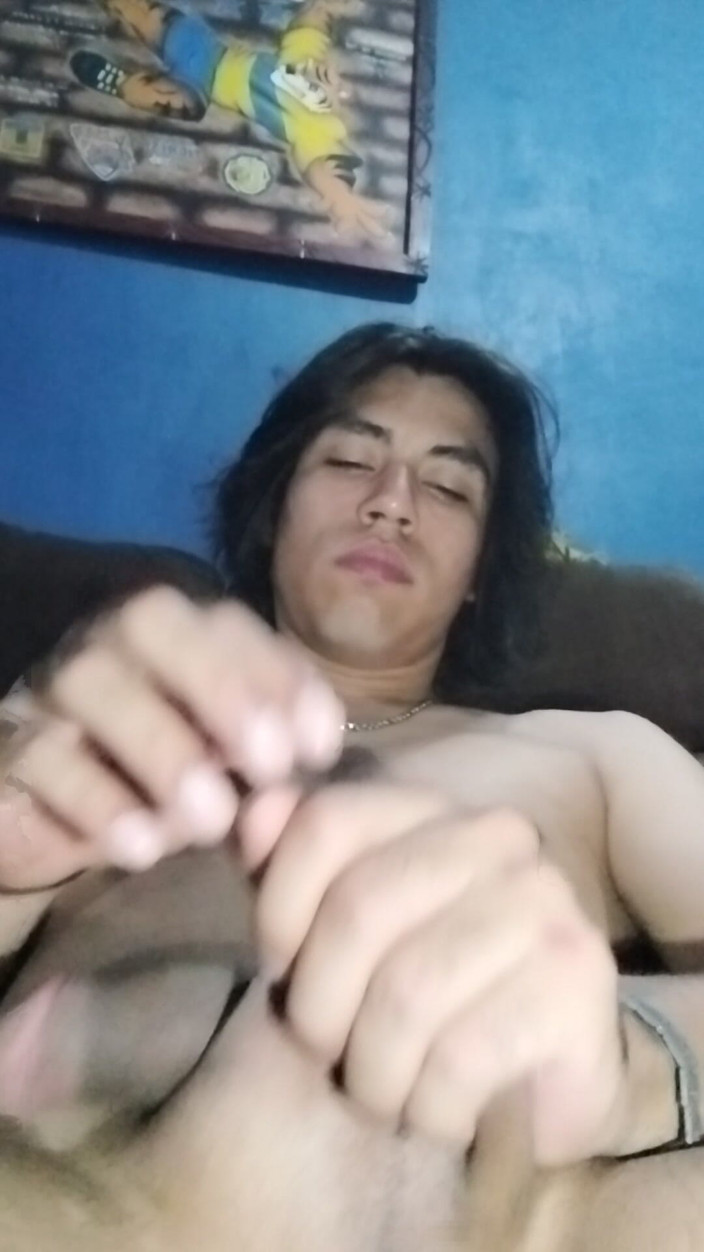 AlexAlejandro13: I Play Naked with My Cute Body