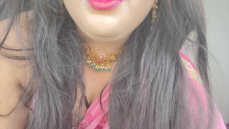 Indiansissychubby: Gulabi Saree Lali Lal Lal Diste Mi Bhari Raja Bocha...