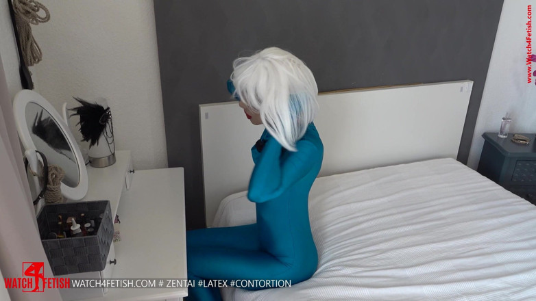 Dollrotic: Verwandlung in eine Puppe