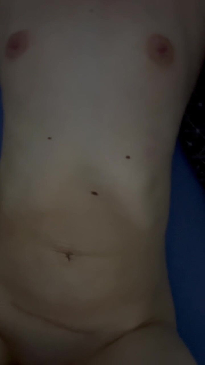 BlondieCat: Hračky v ložnici