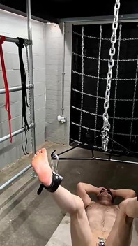 Bastinado, cù & đánh đòn vào bụng