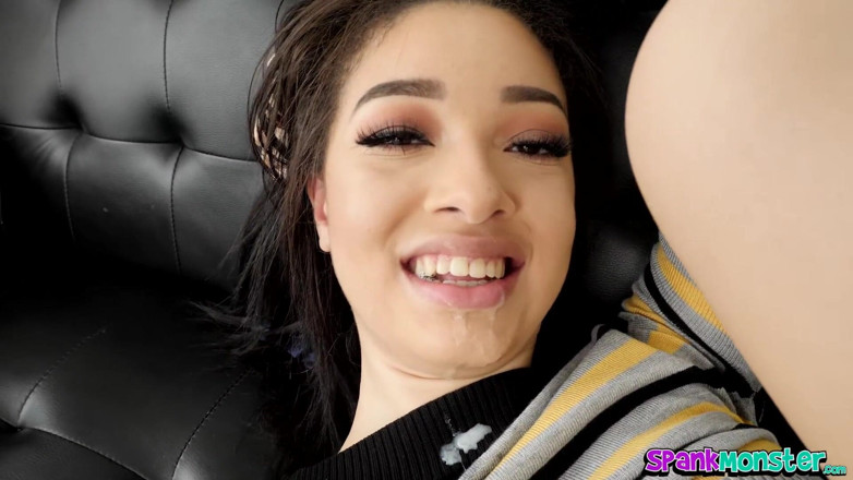 Spankmonster: Tutta naturale grandi tette scarlett bloom super calda ebony può...