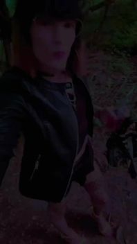 Prostituta Fantasy. Vanessabitchx Cumslut Exibicionista na Floresta