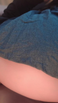 POV-bekleideter Sex: Große Hüpfende Titten, Stöhnen & Creampie Unter Dem Minirock - Lilykoti