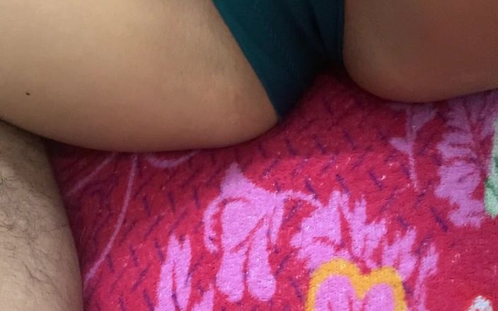 Riya mickey: Cewek itu minta dikasih tahu lebih banyak dan aku bakal...