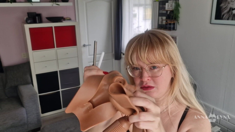 Anna Lynx: Sybian'i ilk kez deniyor - eyerleme meydan okumaları