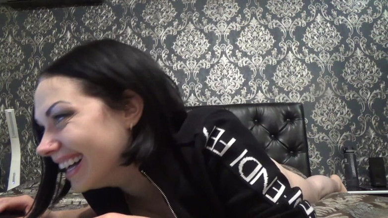 Goddess Misha Goldy: You are a lonely loser!!!