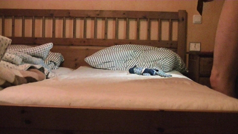 Mark Hannes: Уточнення сперми Клаусі від друга користувача