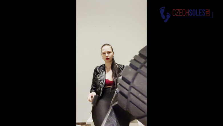 Czech Soles - foot fetish content: Penguasaan but dengan Arahan JOI, sudut pandangan pertama