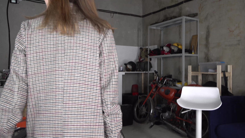 Valterkaro: Bella Grey Fisting do zadku