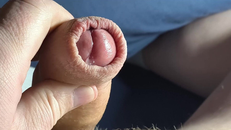 Player026: Solo Cumshot, Po dlouhém dni, Bílé ponožky, Nesestříhané POV