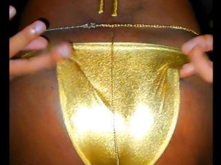 Ariyacrossy: Ariya mallu bikini-show