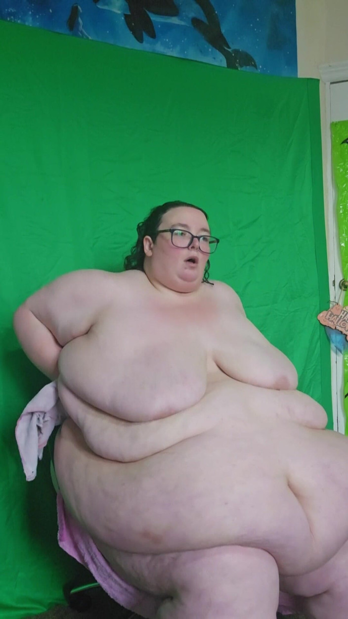 SSBBWLadyBrads: Culona después de la ducha masaje sensual