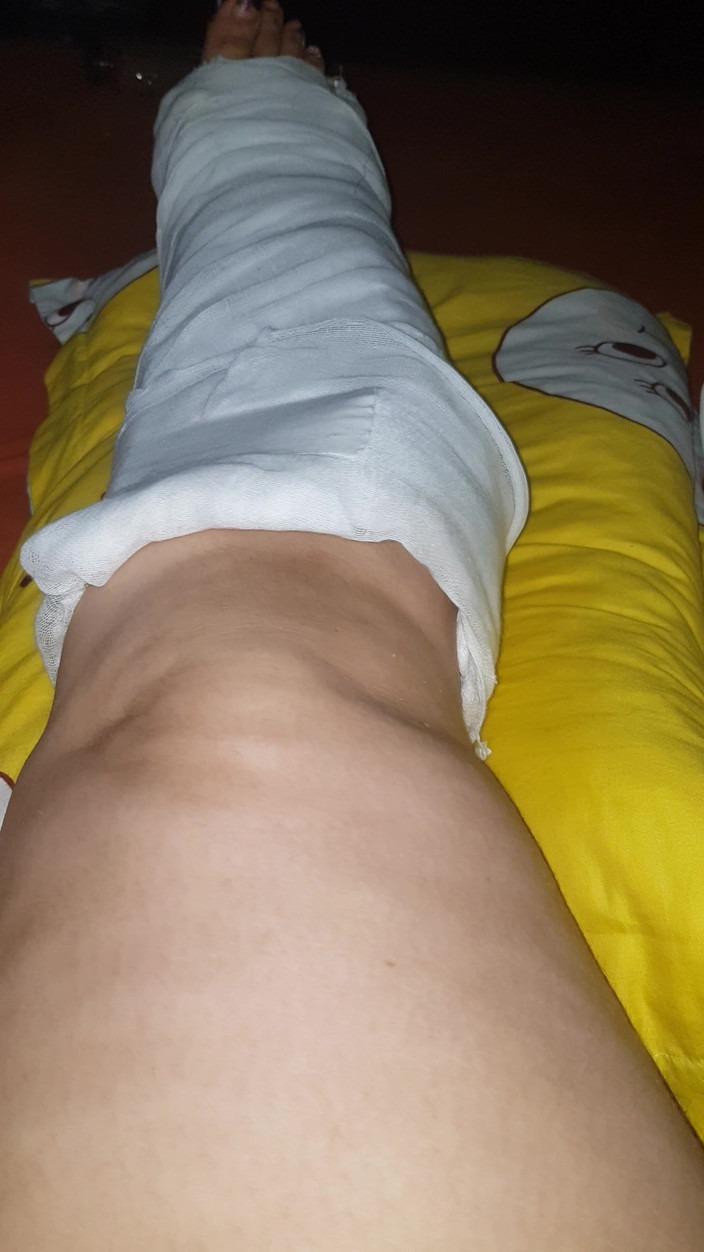 LoraBbw: Ich wackele mit meinen zehen, besetzt