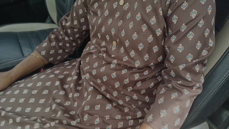 Laxi ammu: Kantoorpersoneel autoseks