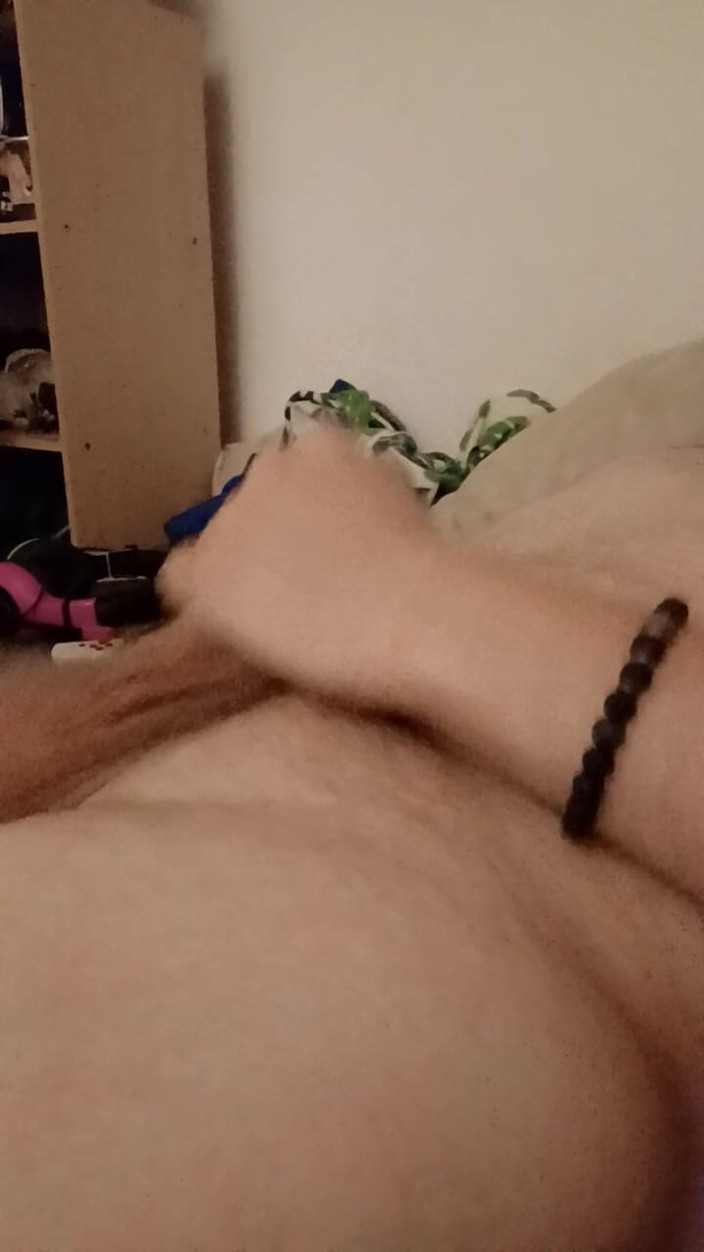 Oniasura: Eu E Gozo Na Minha Barriga, Não Me Barbeei