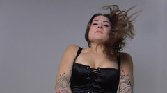 Solo Austria: Trénink být plivákem! Cruel Reellova plivání POV